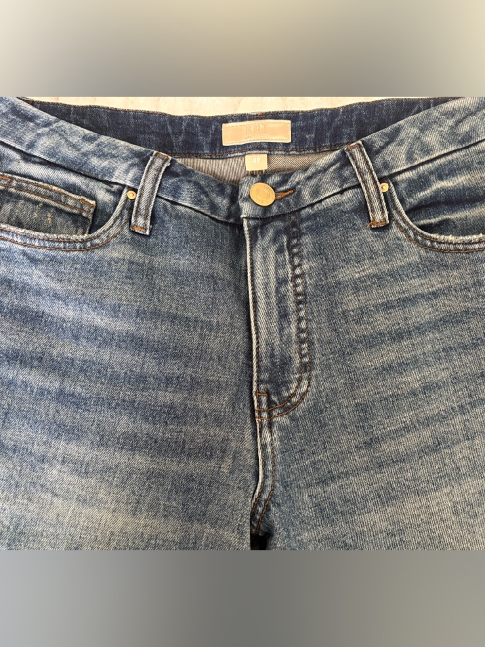 Kut from the Kloth Meg Fab Ab Wide Leg Jeans High Rise Raw Hem Medium Wash Jeans - Picture 4 of 9